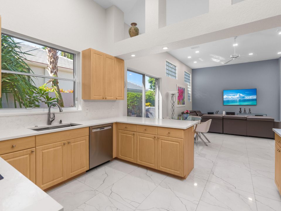 Activo con contrato: $1,195,000 (3 camas, 2 baños, 2706 Pies cuadrados)