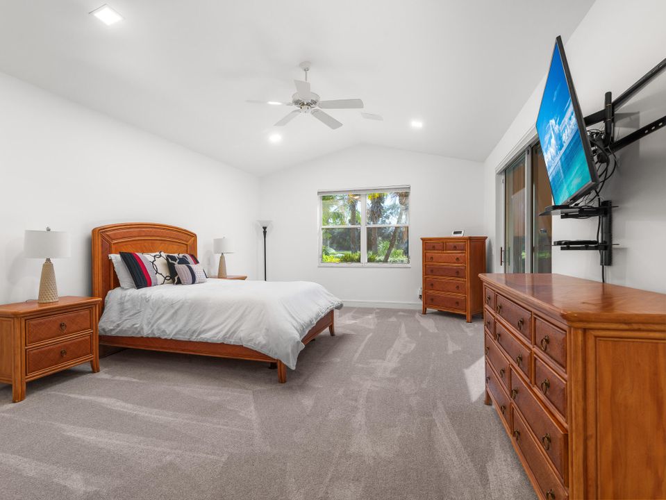 Activo con contrato: $1,195,000 (3 camas, 2 baños, 2706 Pies cuadrados)