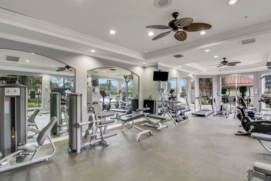 待售: $395,000 (2 贝兹, 2 浴室, 1332 平方英尺)