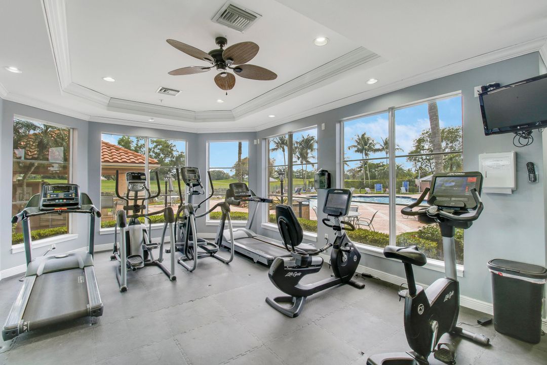 待售: $395,000 (2 贝兹, 2 浴室, 1332 平方英尺)