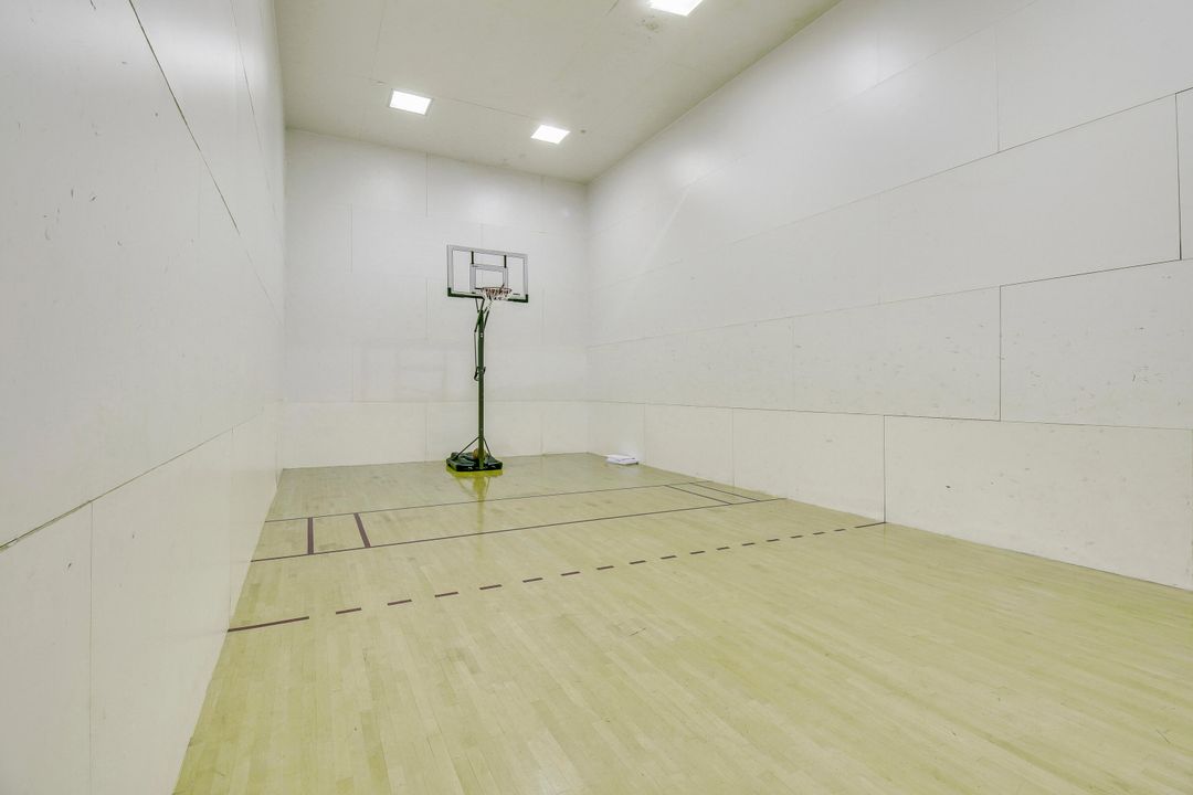 待售: $395,000 (2 贝兹, 2 浴室, 1332 平方英尺)