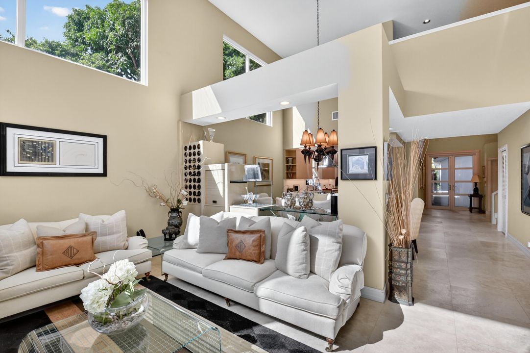 Active With Contract: $1,499,000 (4 beds, 5 baths, 3213 Square Feet)