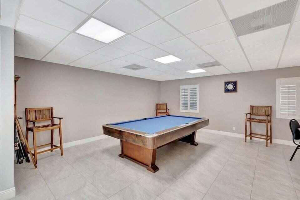 Activo con contrato: $164,000 (2 camas, 2 baños, 1013 Pies cuadrados)