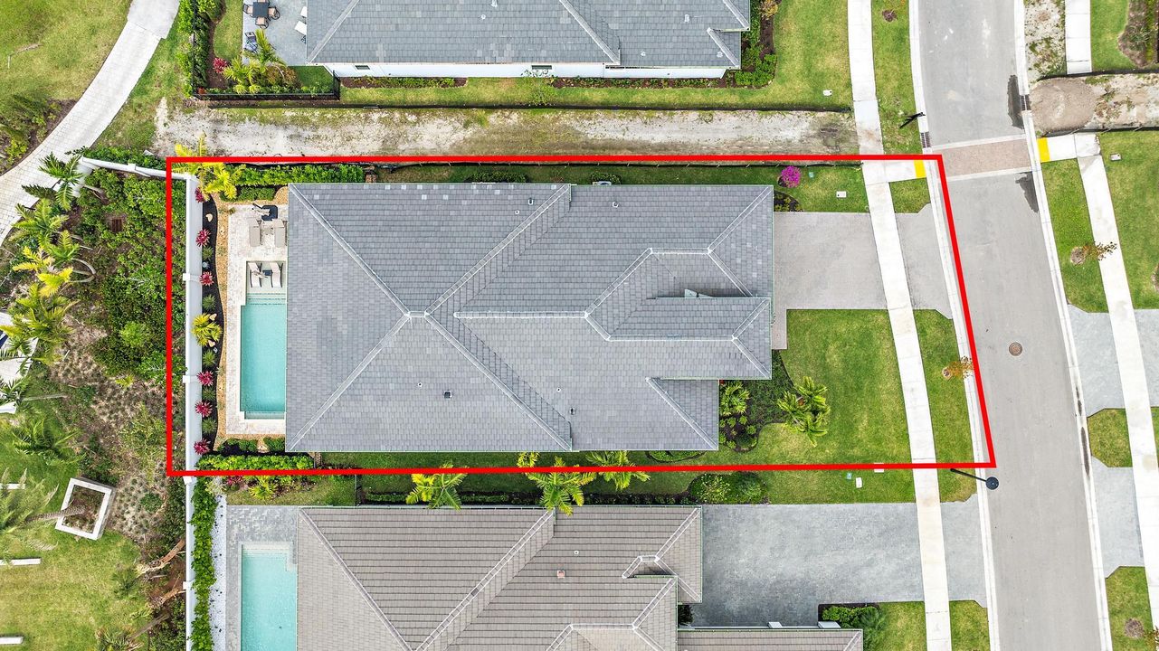 Под контрактом: $1,289,000 (3 спален, 2 ванн, 2922 Квадратных фут)