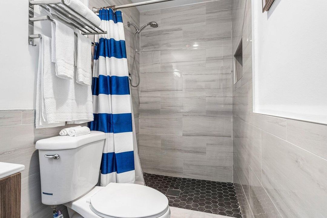 For Rent: $8,000 (4 beds, 2 baths, 1746 Square Feet)