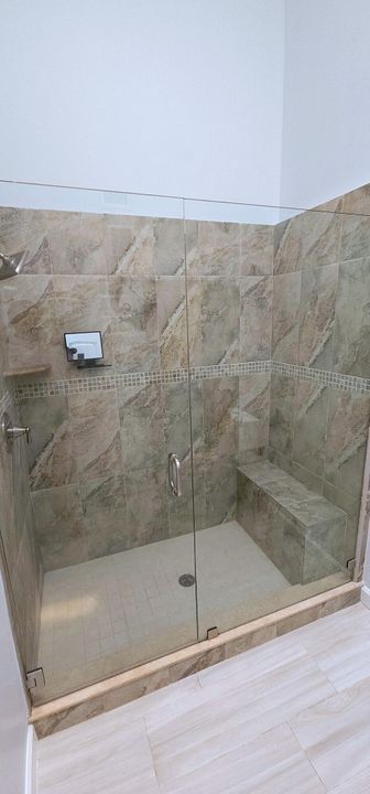 Под контрактом: $2,250 (2 спален, 2 ванн, 1096 Квадратных фут)