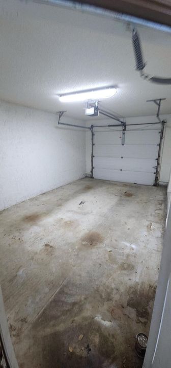 Под контрактом: $2,250 (2 спален, 2 ванн, 1096 Квадратных фут)