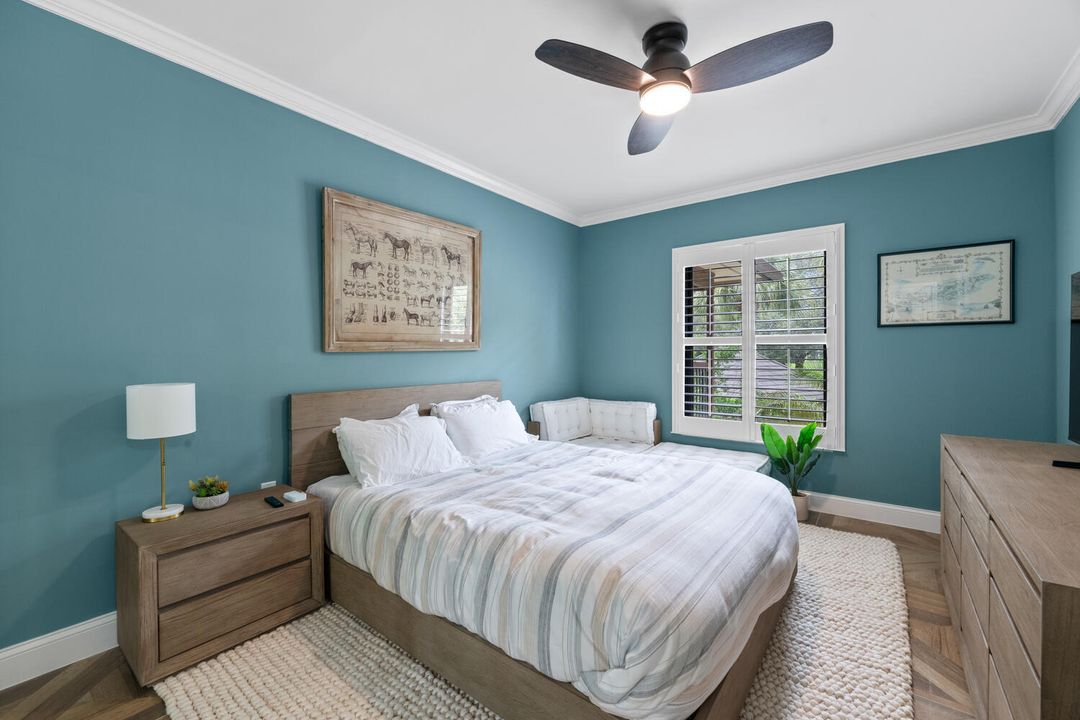 出租: $10,500 (3 贝兹, 3 浴室, 1800 平方英尺)