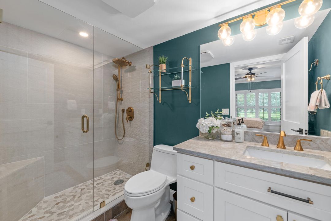 出租: $10,500 (3 贝兹, 3 浴室, 1800 平方英尺)