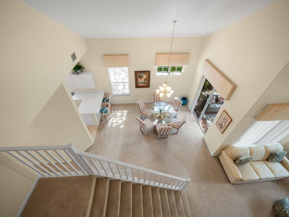 Active With Contract: $4,500 (3 beds, 2 baths, 1471 Square Feet)