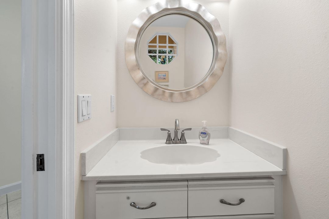 Active With Contract: $4,500 (3 beds, 2 baths, 1471 Square Feet)