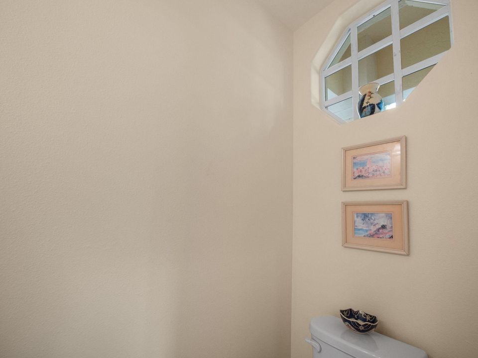 Active With Contract: $4,500 (3 beds, 2 baths, 1471 Square Feet)