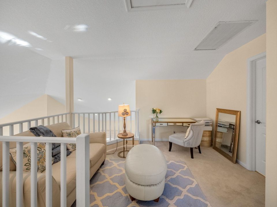 Active With Contract: $4,500 (3 beds, 2 baths, 1471 Square Feet)