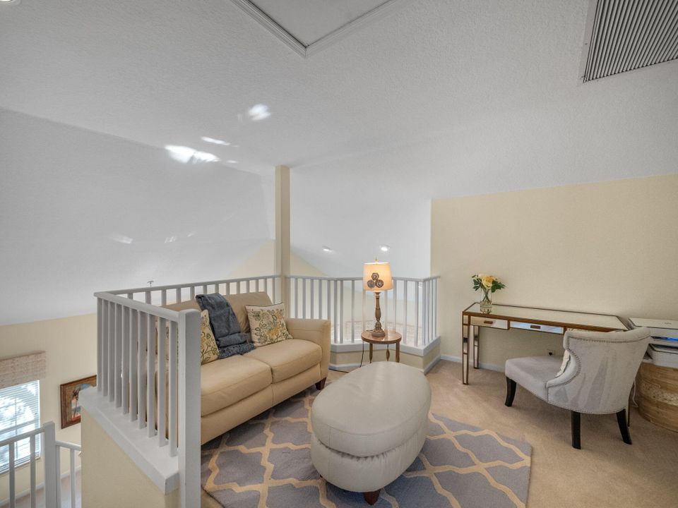 Active With Contract: $4,500 (3 beds, 2 baths, 1471 Square Feet)