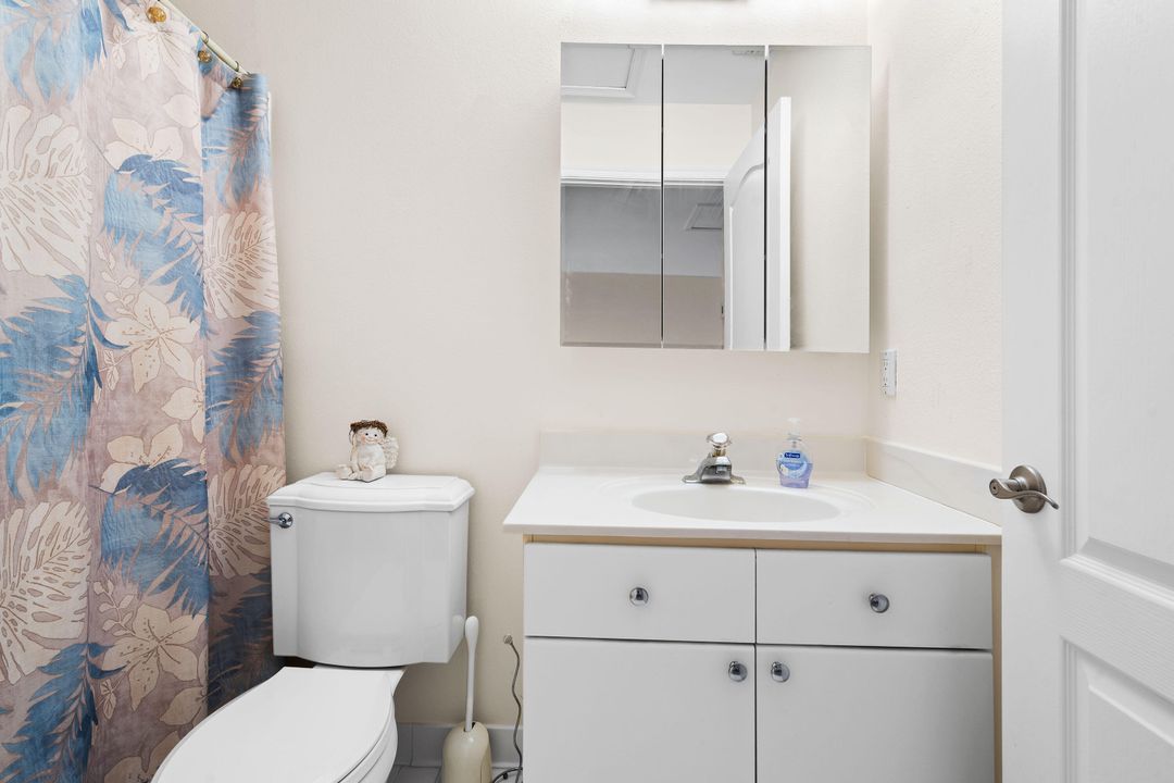 Active With Contract: $4,500 (3 beds, 2 baths, 1471 Square Feet)