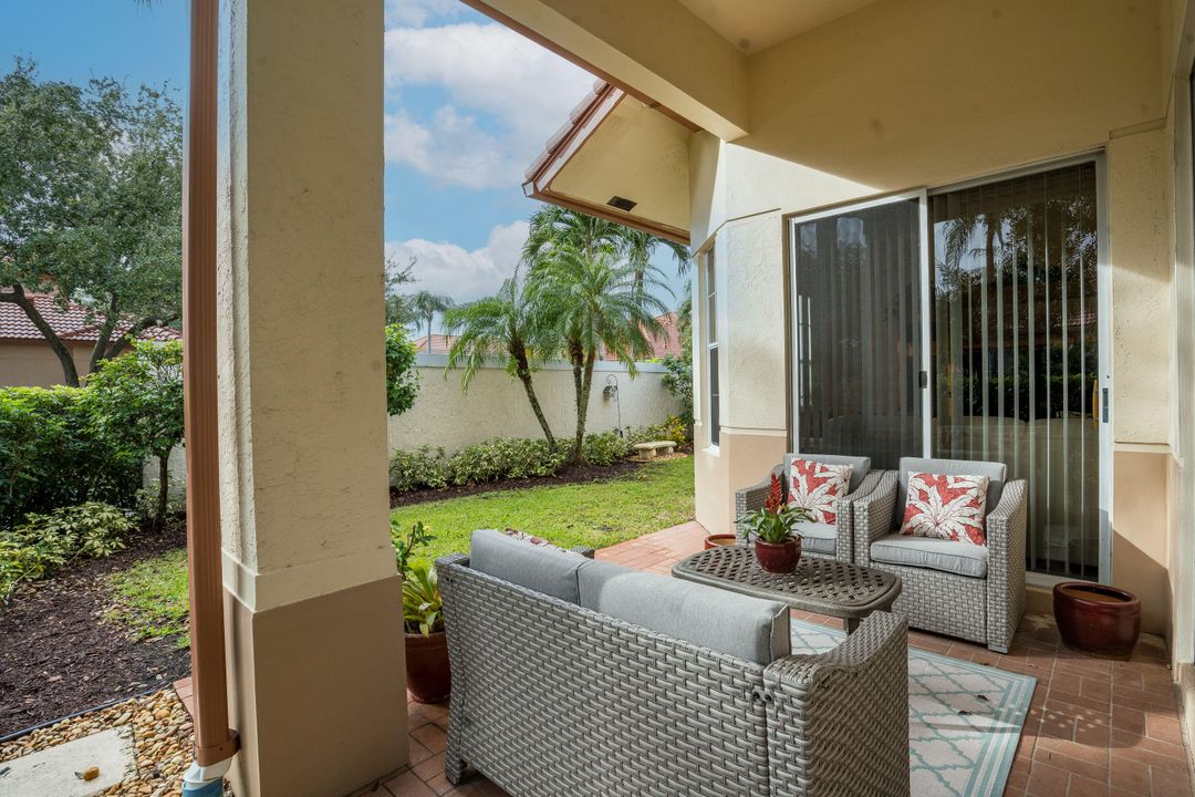 Active With Contract: $4,500 (3 beds, 2 baths, 1471 Square Feet)