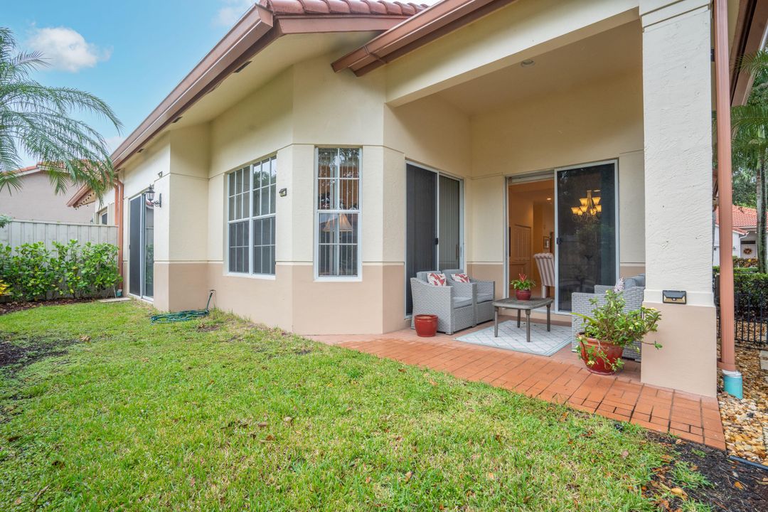Active With Contract: $4,500 (3 beds, 2 baths, 1471 Square Feet)