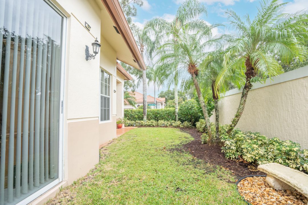 Active With Contract: $4,500 (3 beds, 2 baths, 1471 Square Feet)