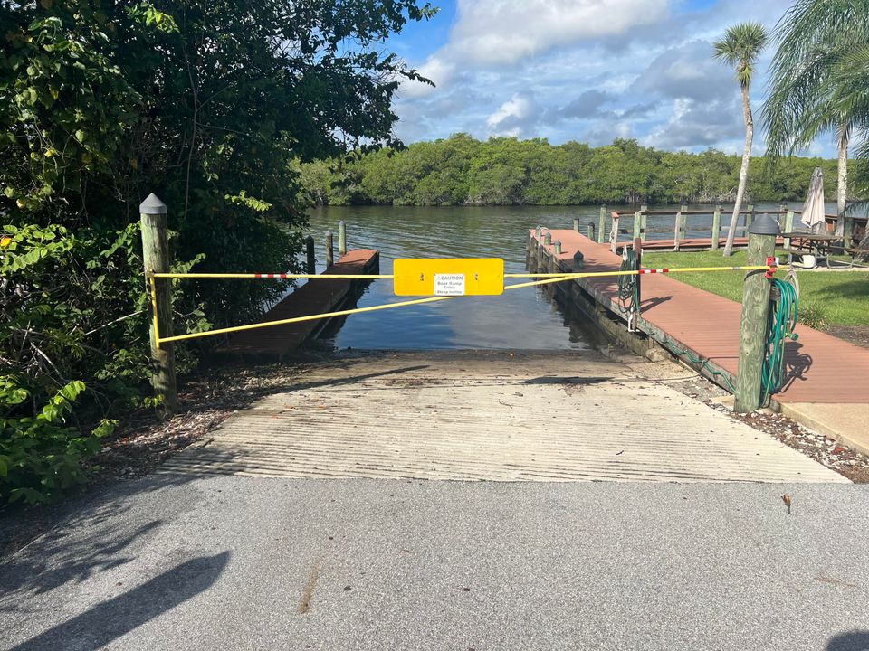 Active With Contract: $150,000 (1 beds, 1 baths, 820 Square Feet)