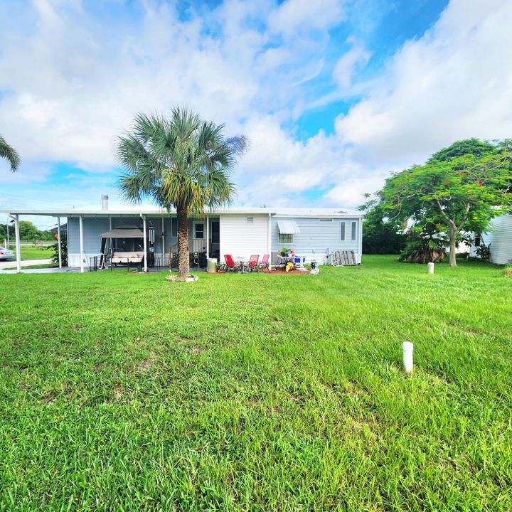 For Sale: $99,000 (2 beds, 2 baths, 1550 Square Feet)