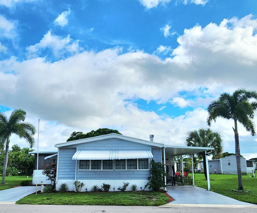 For Sale: $99,000 (2 beds, 2 baths, 1550 Square Feet)