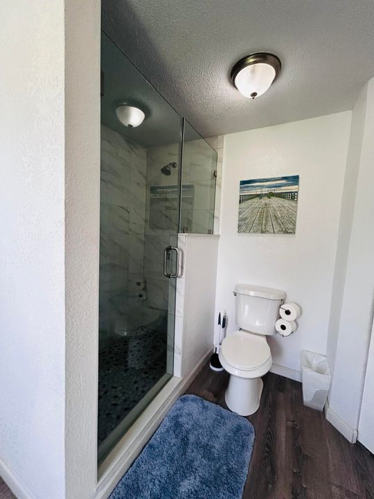 For Sale: $295,000 (3 beds, 2 baths, 1600 Square Feet)