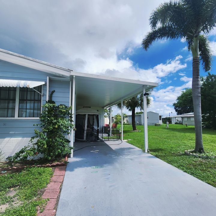 For Sale: $99,000 (2 beds, 2 baths, 1550 Square Feet)