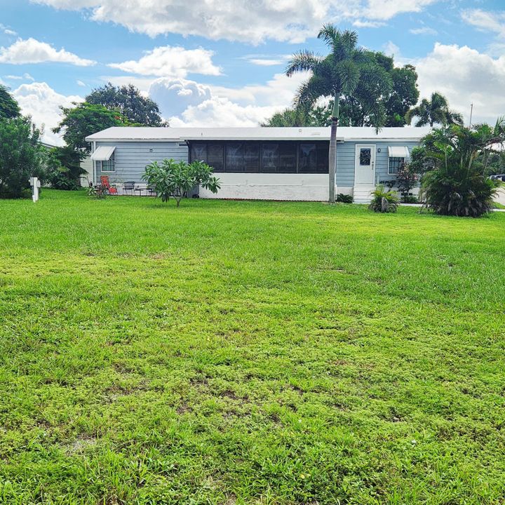 For Sale: $99,000 (2 beds, 2 baths, 1550 Square Feet)