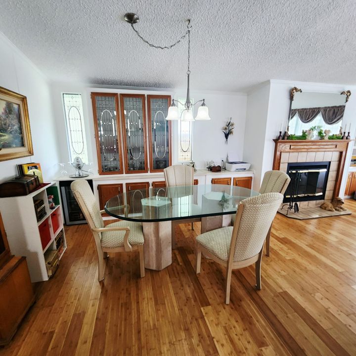 For Sale: $99,000 (2 beds, 2 baths, 1550 Square Feet)