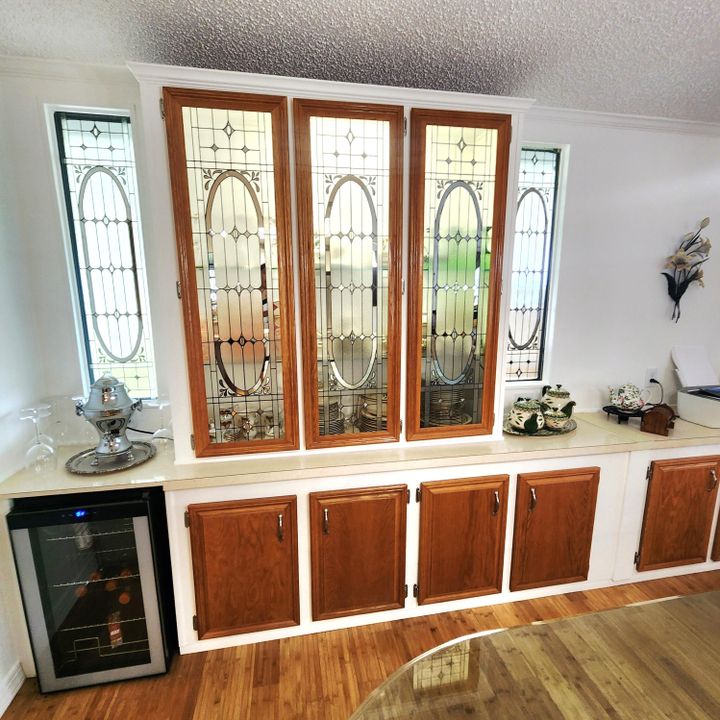 For Sale: $99,000 (2 beds, 2 baths, 1550 Square Feet)