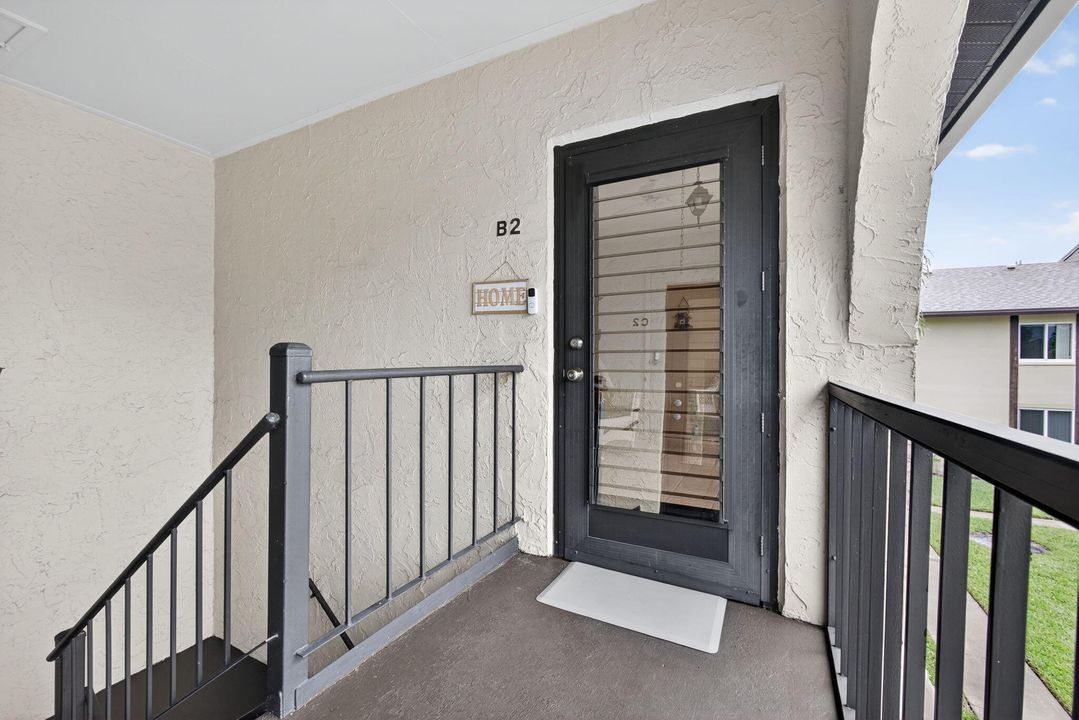 На продажу: $155,000 (2 спален, 1 ванн, 935 Квадратных фут)