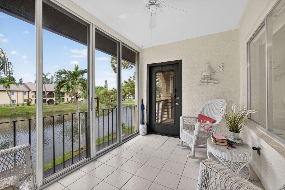 На продажу: $155,000 (2 спален, 1 ванн, 935 Квадратных фут)