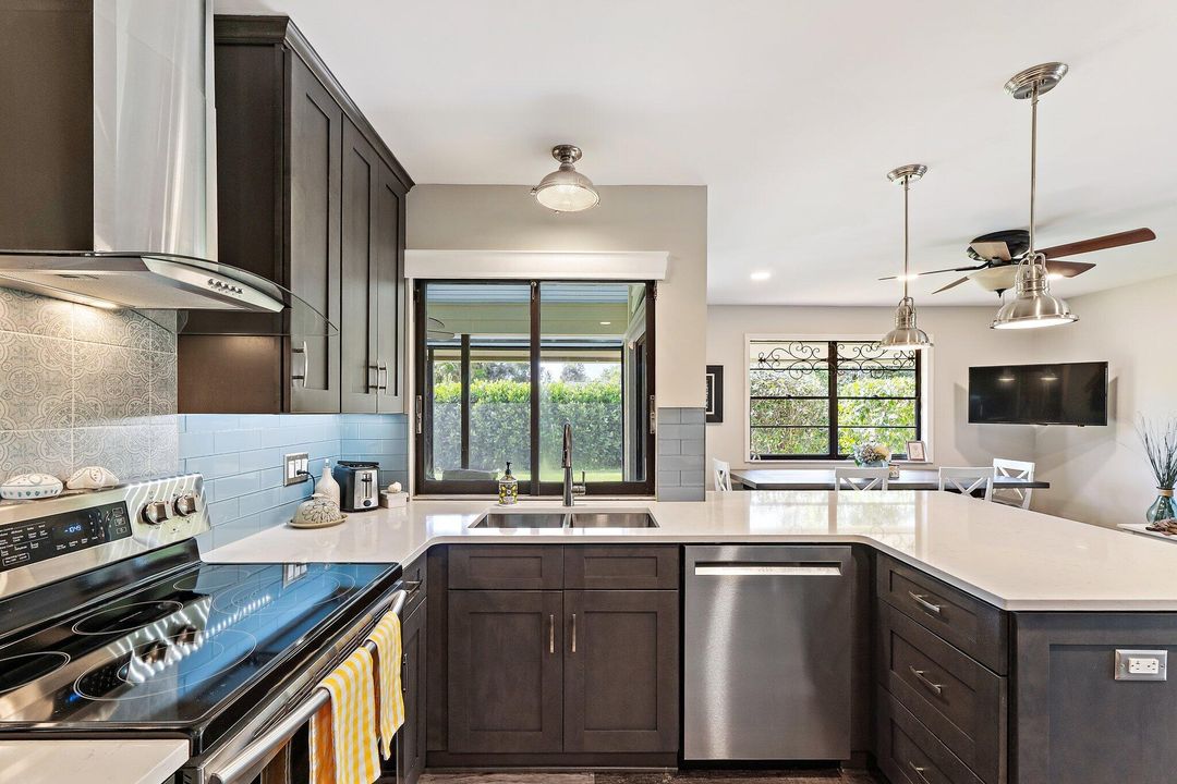 For Sale: $765,000 (3 beds, 2 baths, 1942 Square Feet)