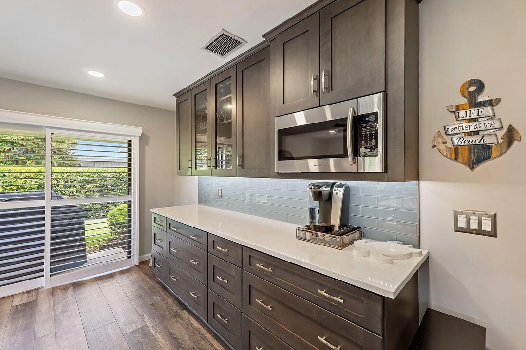 For Sale: $765,000 (3 beds, 2 baths, 1942 Square Feet)