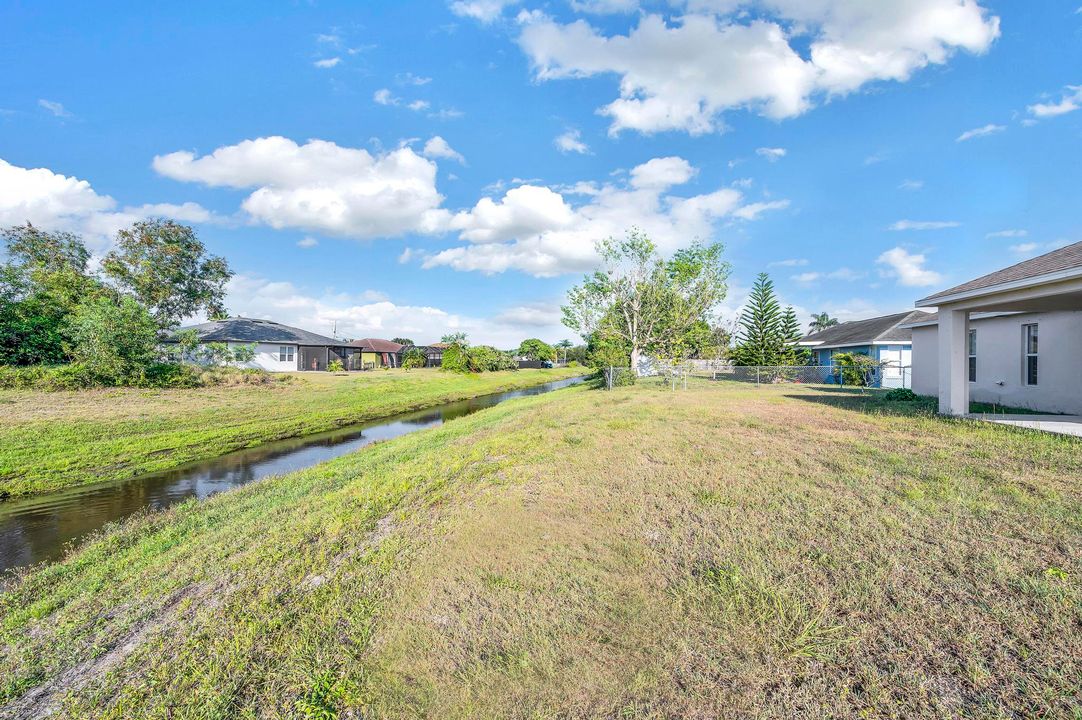 Под контрактом: $2,500 (3 спален, 2 ванн, 1986 Квадратных фут)