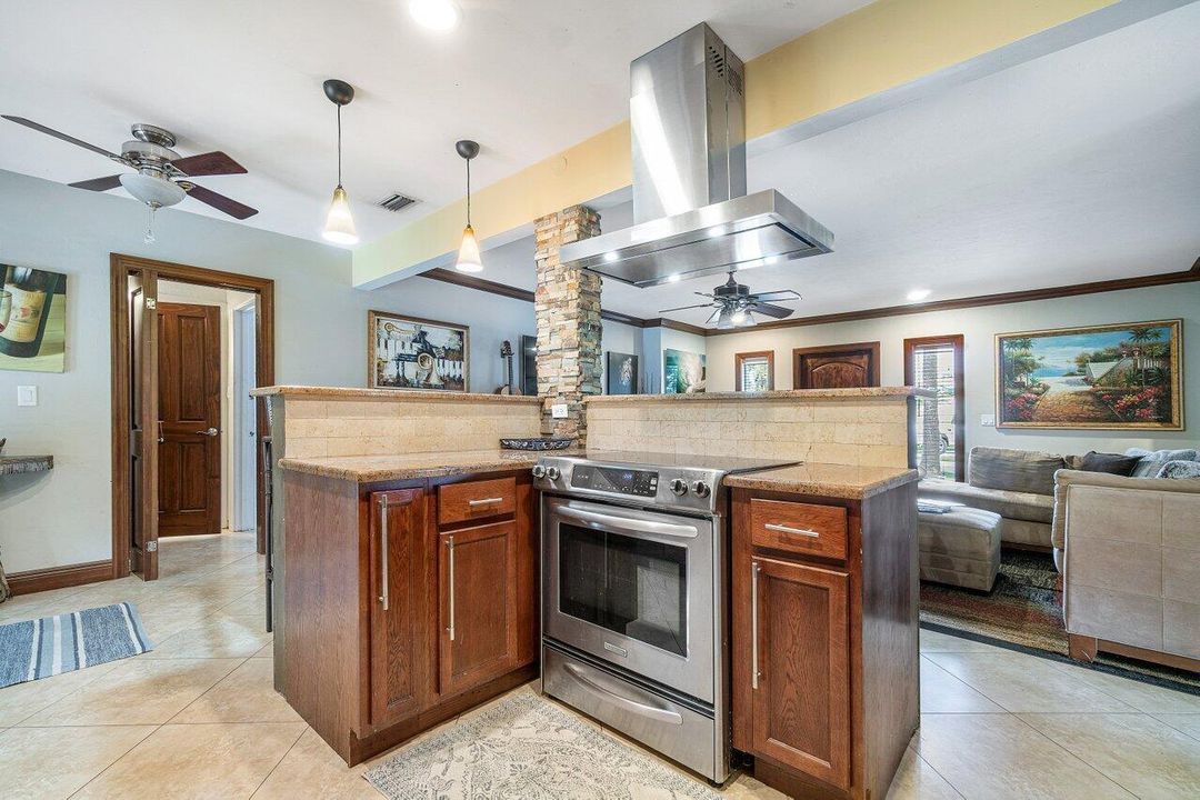 待售: $1,199,000 (3 贝兹, 2 浴室, 1357 平方英尺)