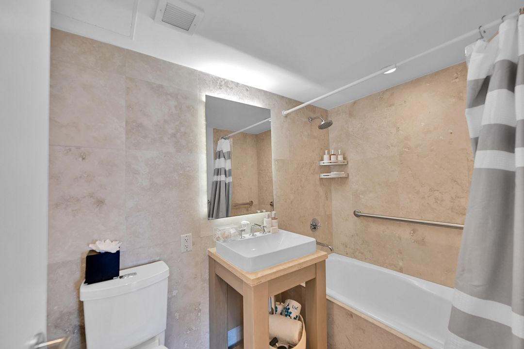 For Sale: $4,990,000 (3 beds, 3 baths, 1687 Square Feet)