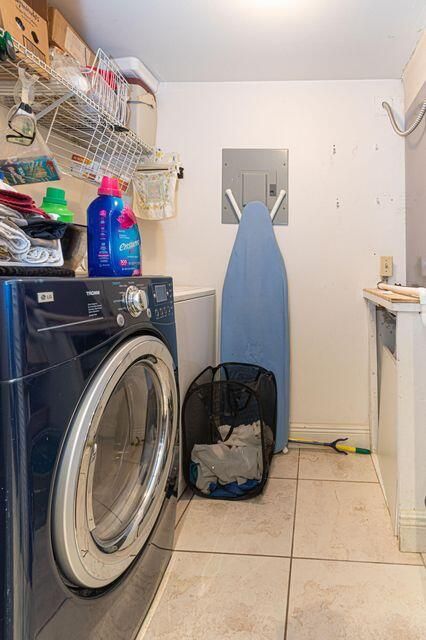 Activo con contrato: $110,000 (2 camas, 1 baños, 935 Pies cuadrados)