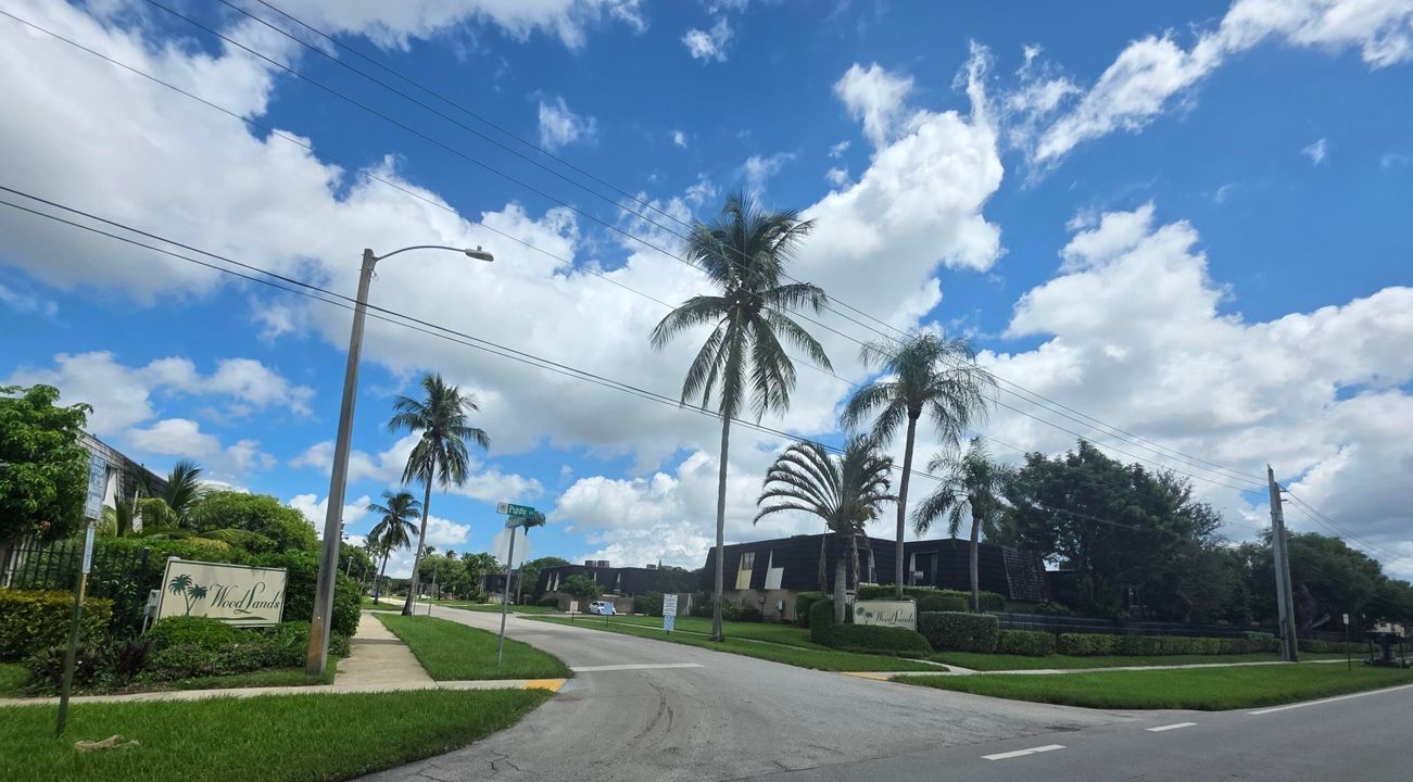 待售: $259,990 (2 贝兹, 2 浴室, 1260 平方英尺)