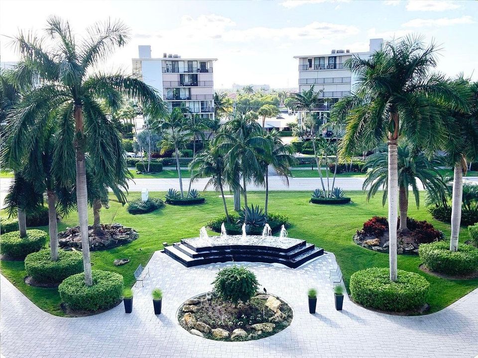 For Sale: $627,000 (2 beds, 2 baths, 1224 Square Feet)