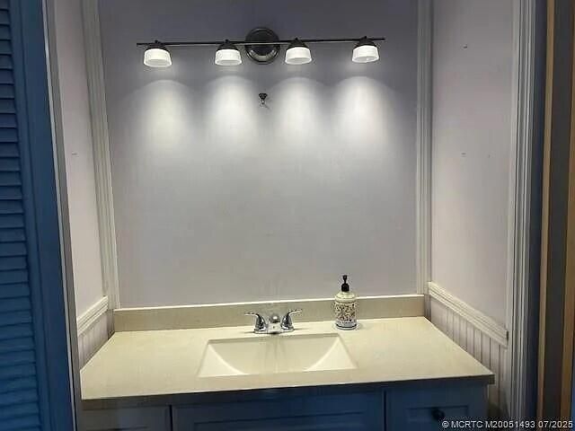 For Sale: $38,500 (2 beds, 2 baths, 1000 Square Feet)