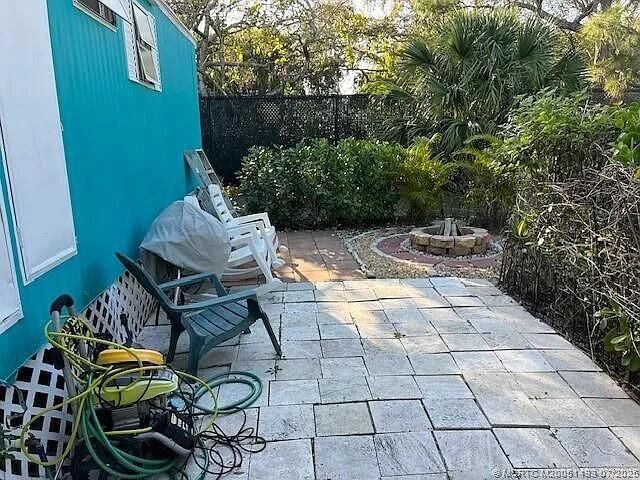 For Sale: $38,500 (2 beds, 2 baths, 1000 Square Feet)