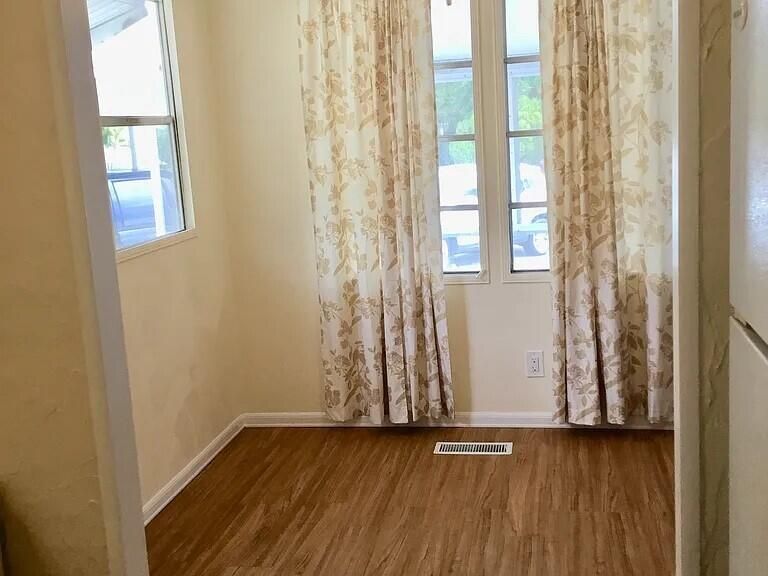 For Sale: $35,000 (2 beds, 2 baths, 1500 Square Feet)