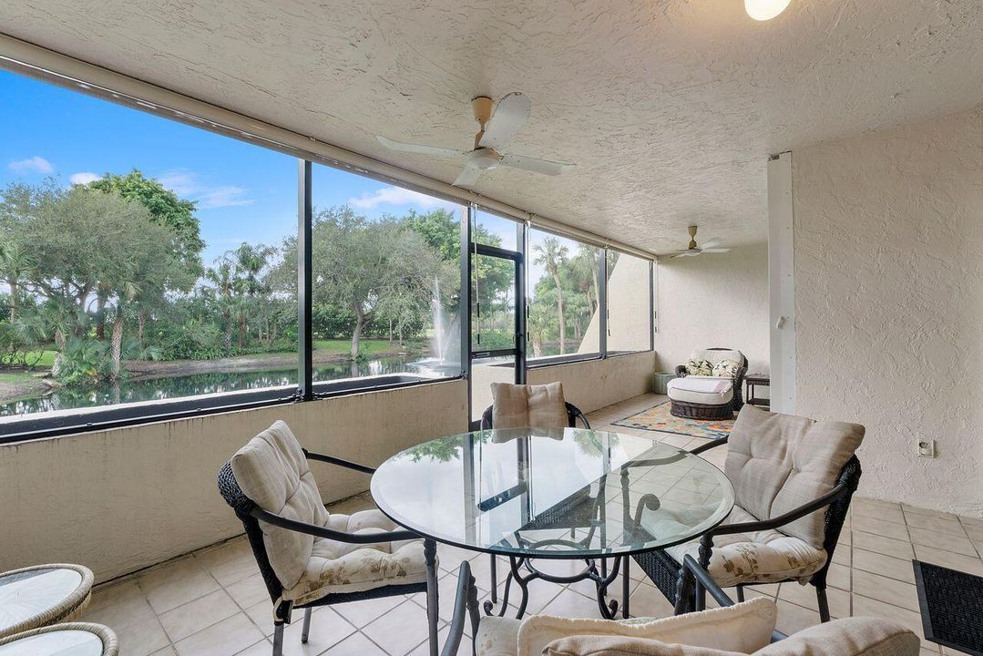 Active With Contract: $179,900 (2 beds, 2 baths, 1207 Square Feet)