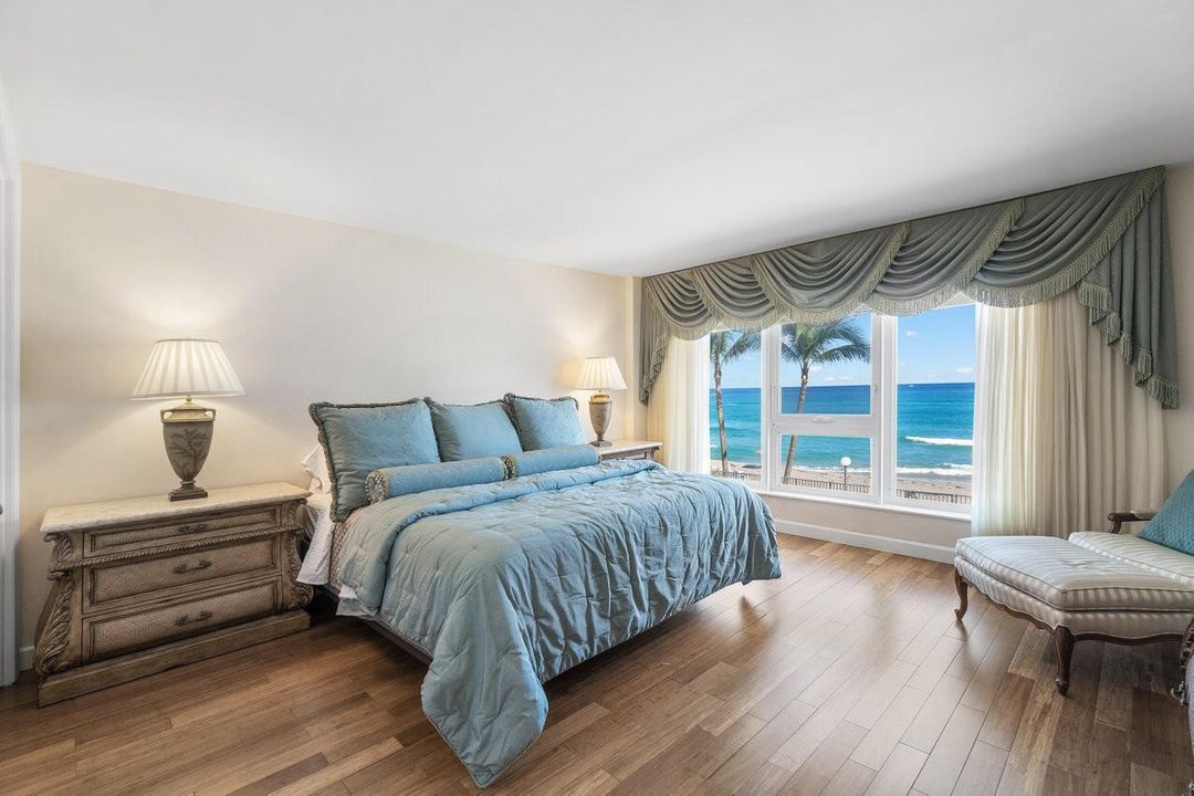 Под контрактом: $1,500,000 (3 спален, 2 ванн, 2102 Квадратных фут)