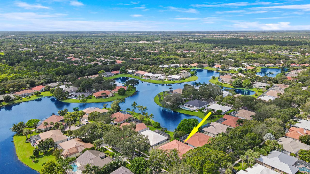 For Rent: $5,000 (3 beds, 2 baths, 2965 Square Feet)