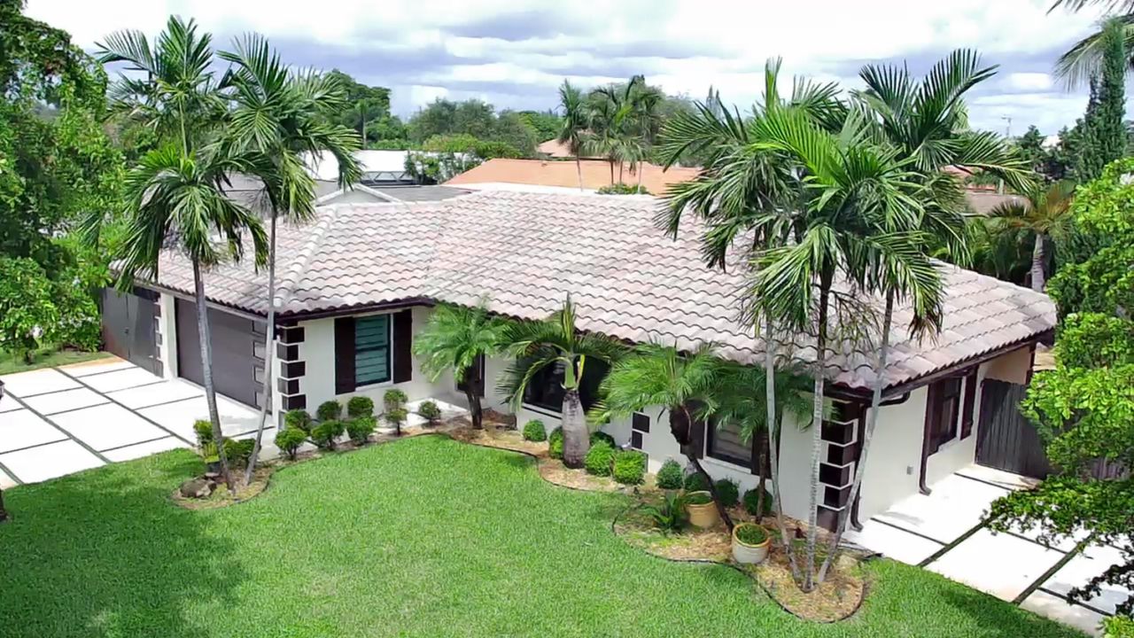 最近租的: $5,500 (3 贝兹, 2 浴室, 1950 平方英尺)