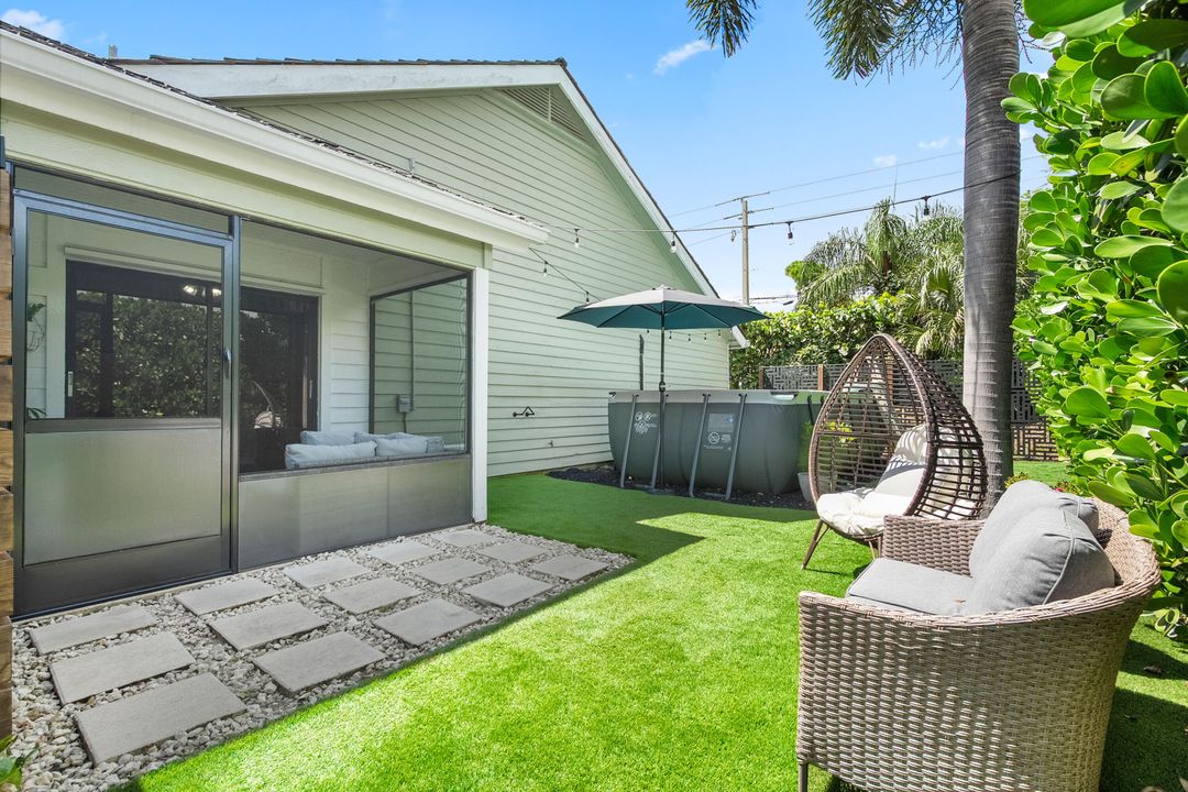 待售: $600,000 (4 贝兹, 2 浴室, 2416 平方英尺)