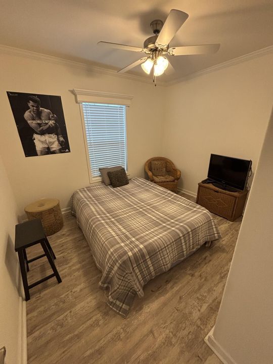 待售: $239,000 (3 贝兹, 2 浴室, 1260 平方英尺)