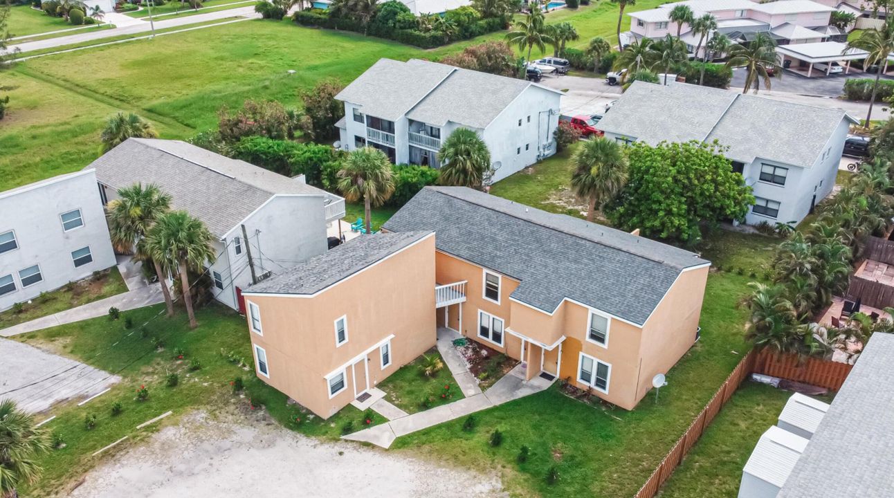 出租: $1,700 (2 贝兹, 1 浴室, 1000 平方英尺)